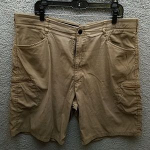 Wrangler Men's 40 Tan Cargo Shorts 40" 10" 14.5"